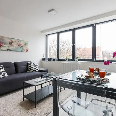 Luxurious Apartment *