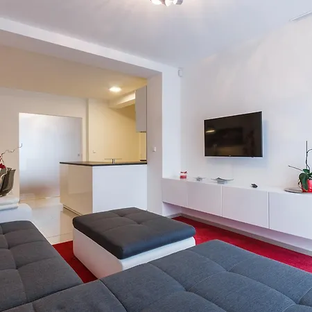 Apartment Luxurious *